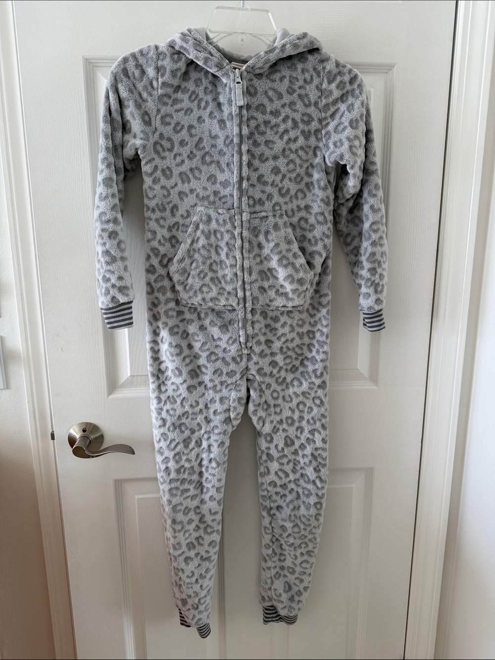 Cat & Jack Grey Leopard Hooded Kids One-Piece Pajamas
